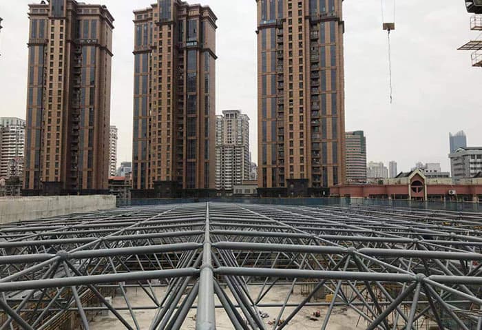 黑河螺栓球网架结构